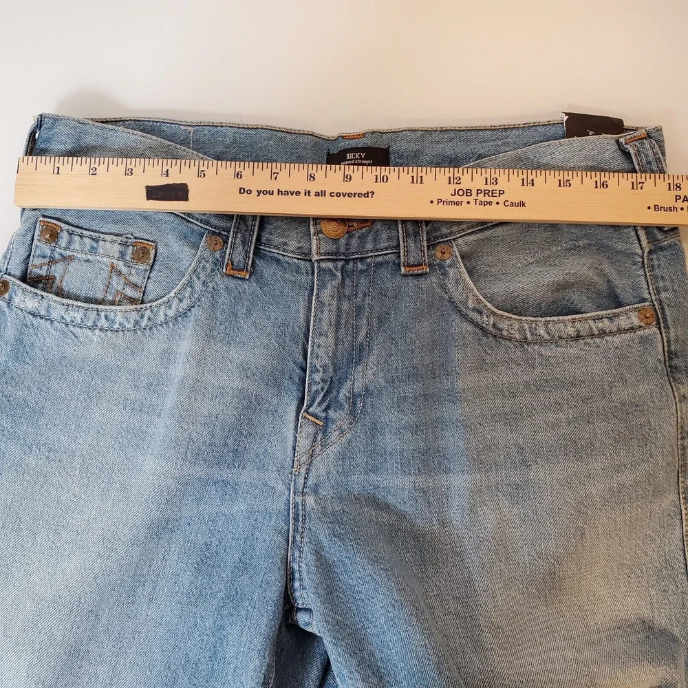 True Religion Brand Mens Jeans Ricky Relaxed Straight Leg SZ 34 Blue Distressed